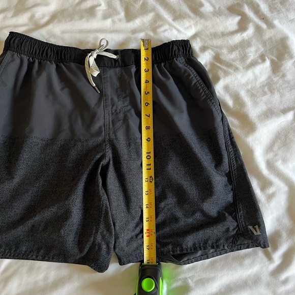 Vuori Workout Short, Trail Short - Picture 4 of 5